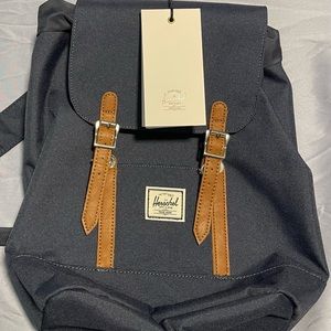 Herschel Supply Co Backpack Retreat Mini. Navy 10 Liter. Brand New With Tags